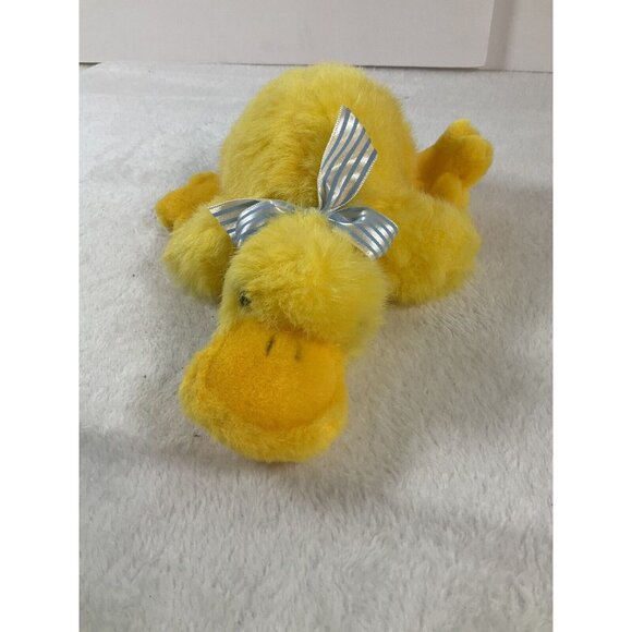 Chrisha Playful Plush Laying Yellow Duck Vintage 1988 Good Condition RARE! Toy - Picture 2 of 7